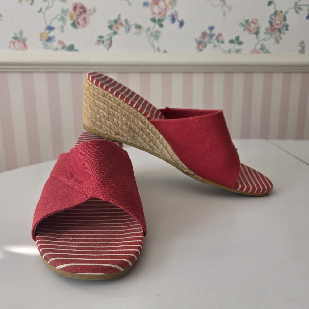 White Stag Espadrille 10 M CASSY Wedge Sandals Shoes Red White Striped Nautical‎